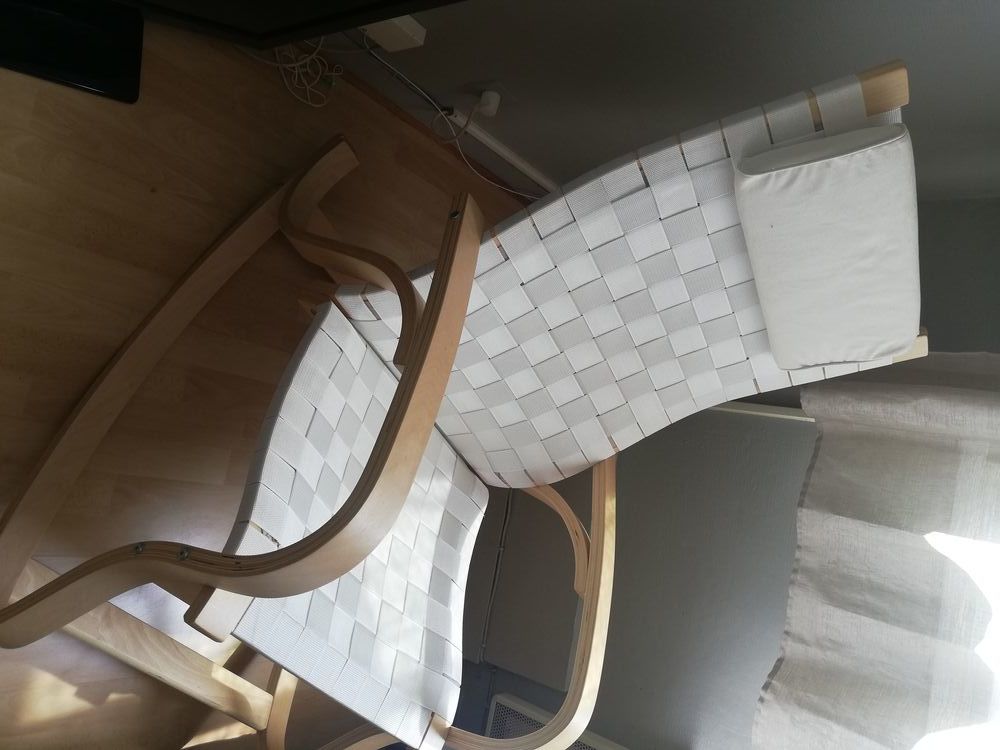 Tr&egrave;s beau rocking chair quasi neuf Meubles