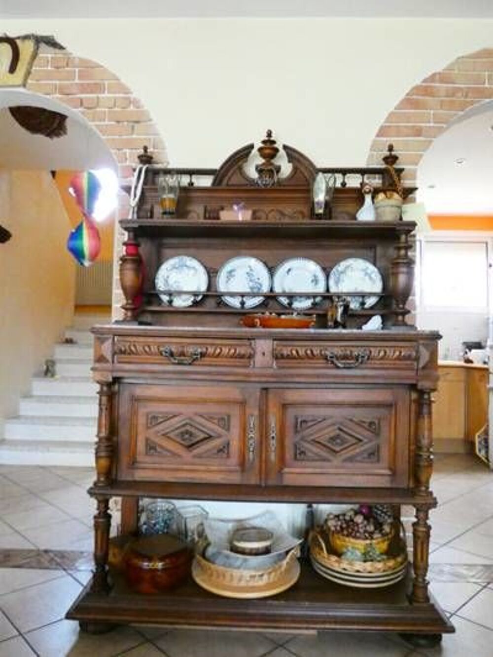 Buffet et Vaisselier style Henri II parfait &eacute;tat Meubles