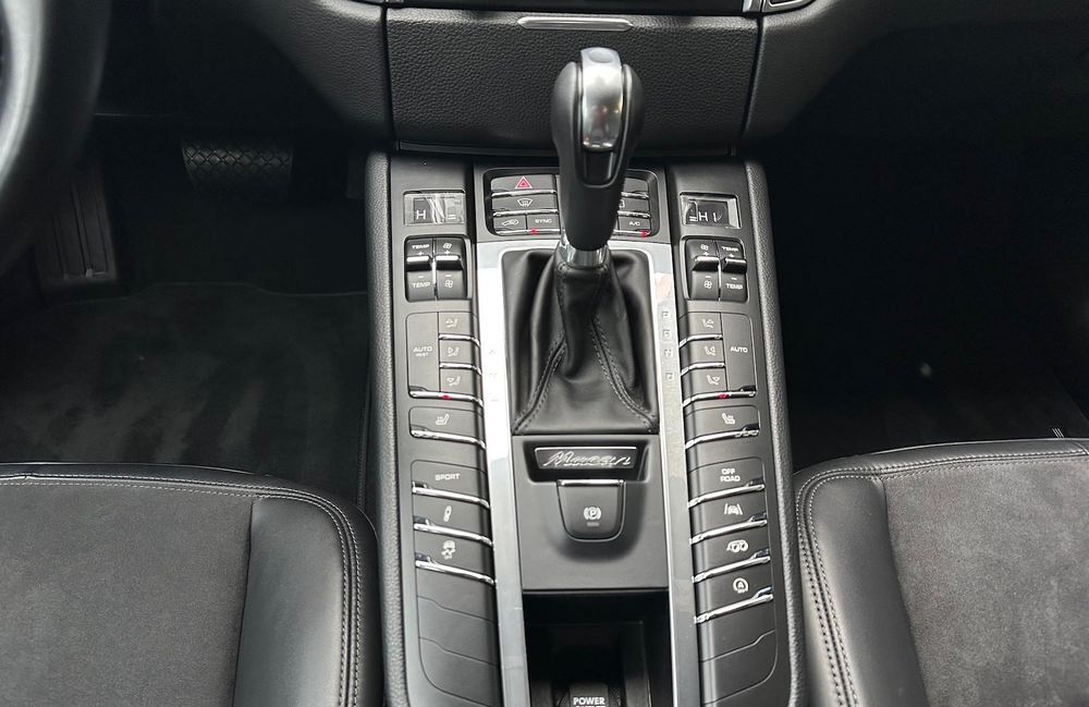 Macan 3.0 V6 360 ch GTS PDK 2018 occasion 37000 Tours