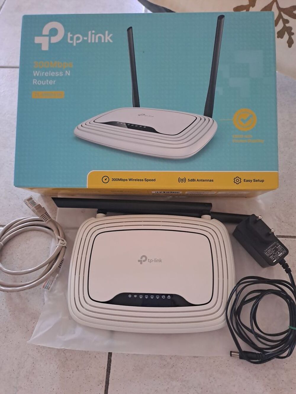 Routeur TP-LINK 300Mbps Matériel informatique