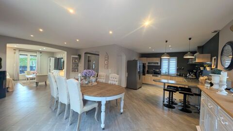   Maison 165 m2 avec jardin et terrasse - Gare � pied Maison - 6 pi�ce(s) - 165 m�