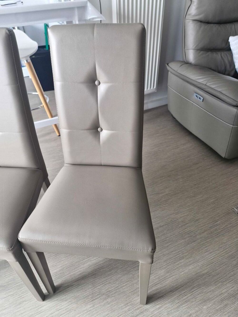 lot de 4 chaises Meubles