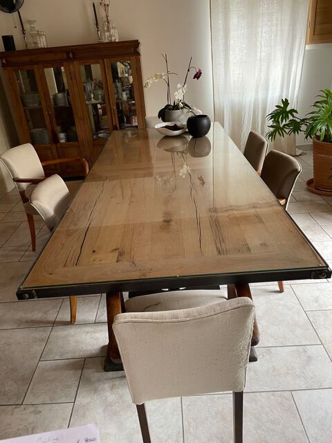 Table chêne vintage 
Châtillon-en-Michaille (01)