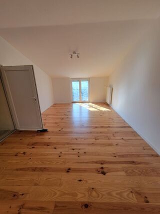  Maison � louer 6 pi�ces 157 m� La cassaigne