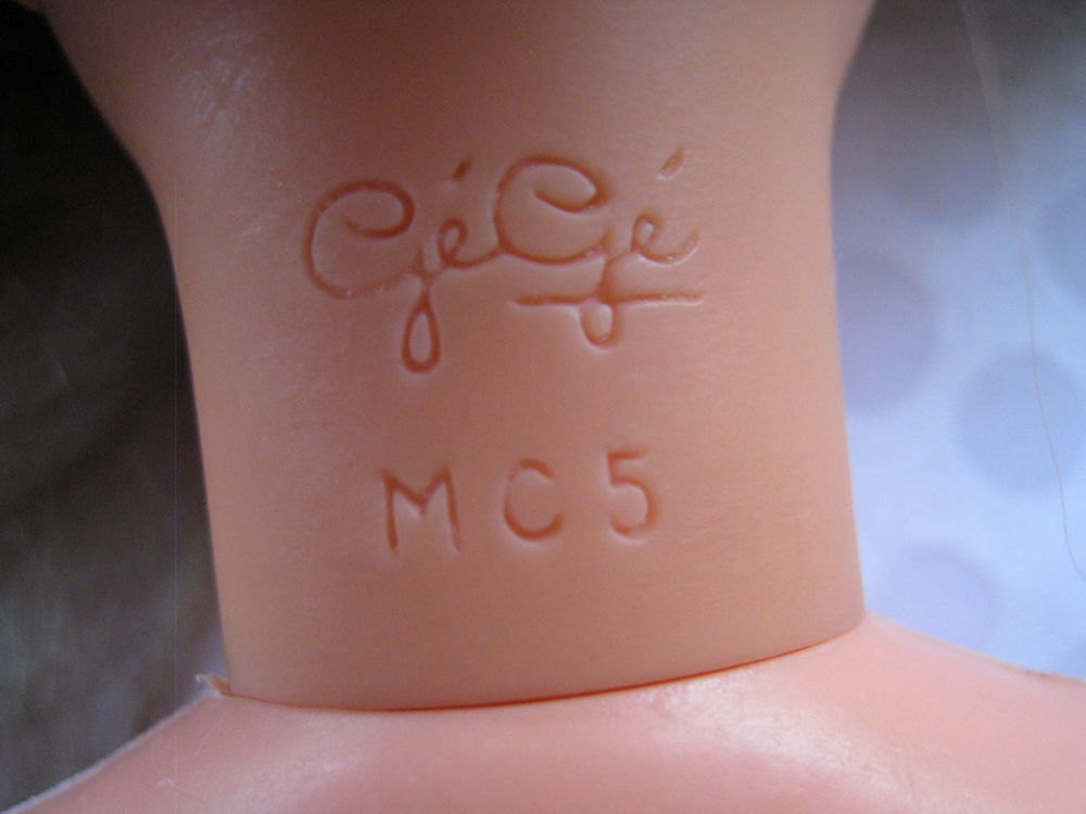 Poup&eacute;e mannequin G&eacute;g&eacute; de 1970 