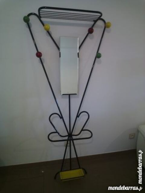 Grand porte-manteaux vintage en acier ann�es 50 200 Reims (51)