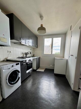  Appartement à louer 3 pièces 55 m²