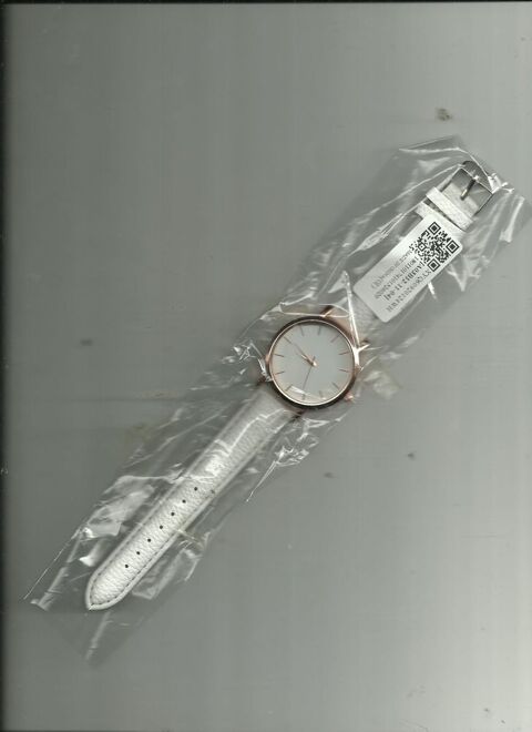MONTRE FEMME NEUF DANS SON EMBALLAGE 6 Saint-Martin-de-Belleville (73)