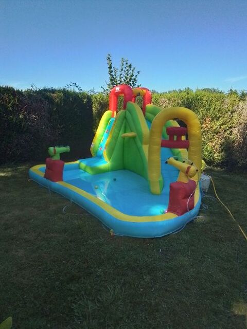 Station aquatique gonflable gonflable  280 Chaleix (24)