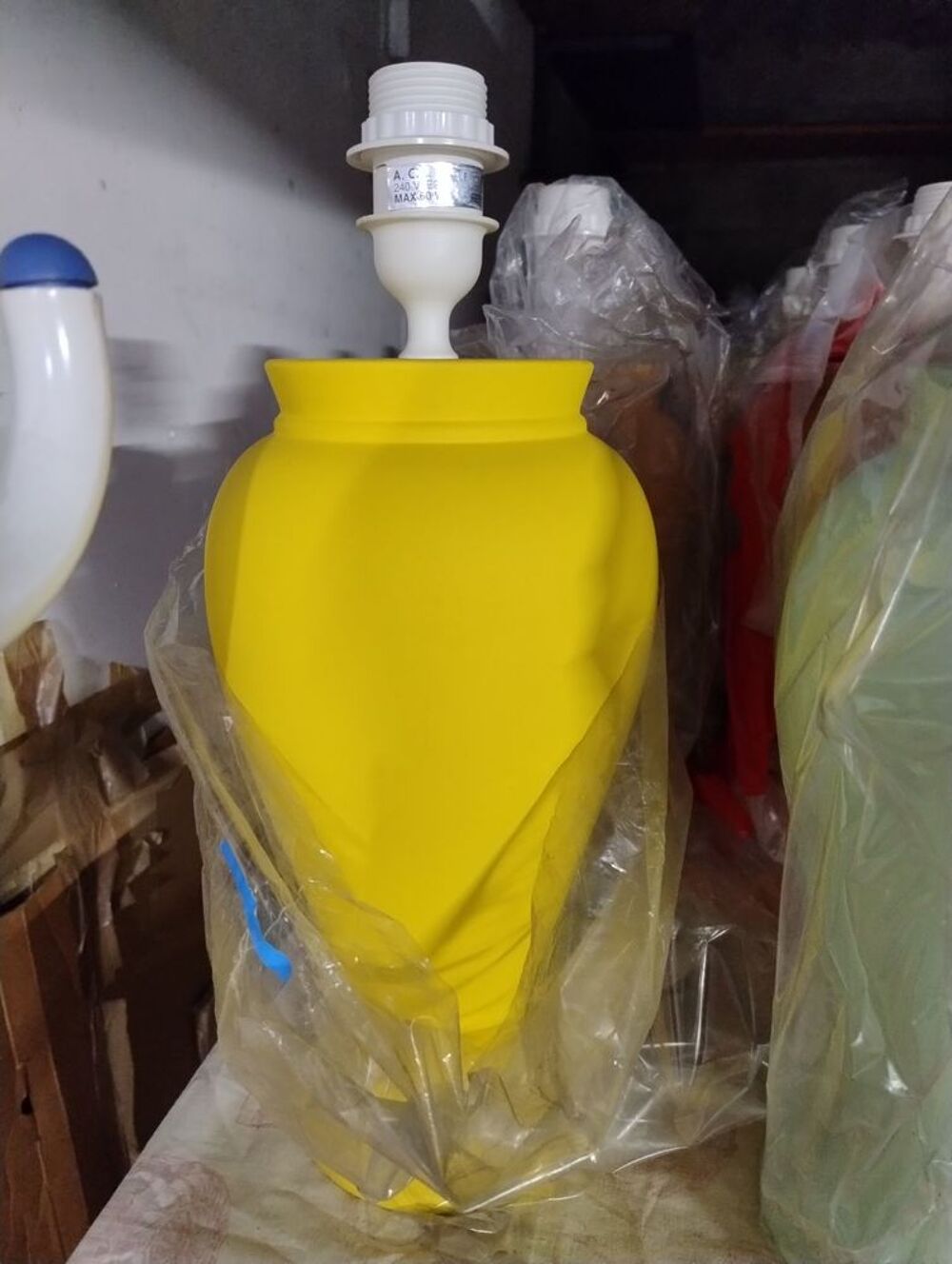 avant le 27/03 le lot de 18 lampes ss abat jour neuves Dcoration