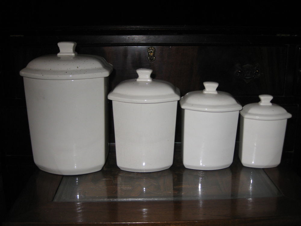 Ancienne s&eacute;rie de 4 pots en fa&iuml;encerie Nouvelle de GIVORS Cuisine