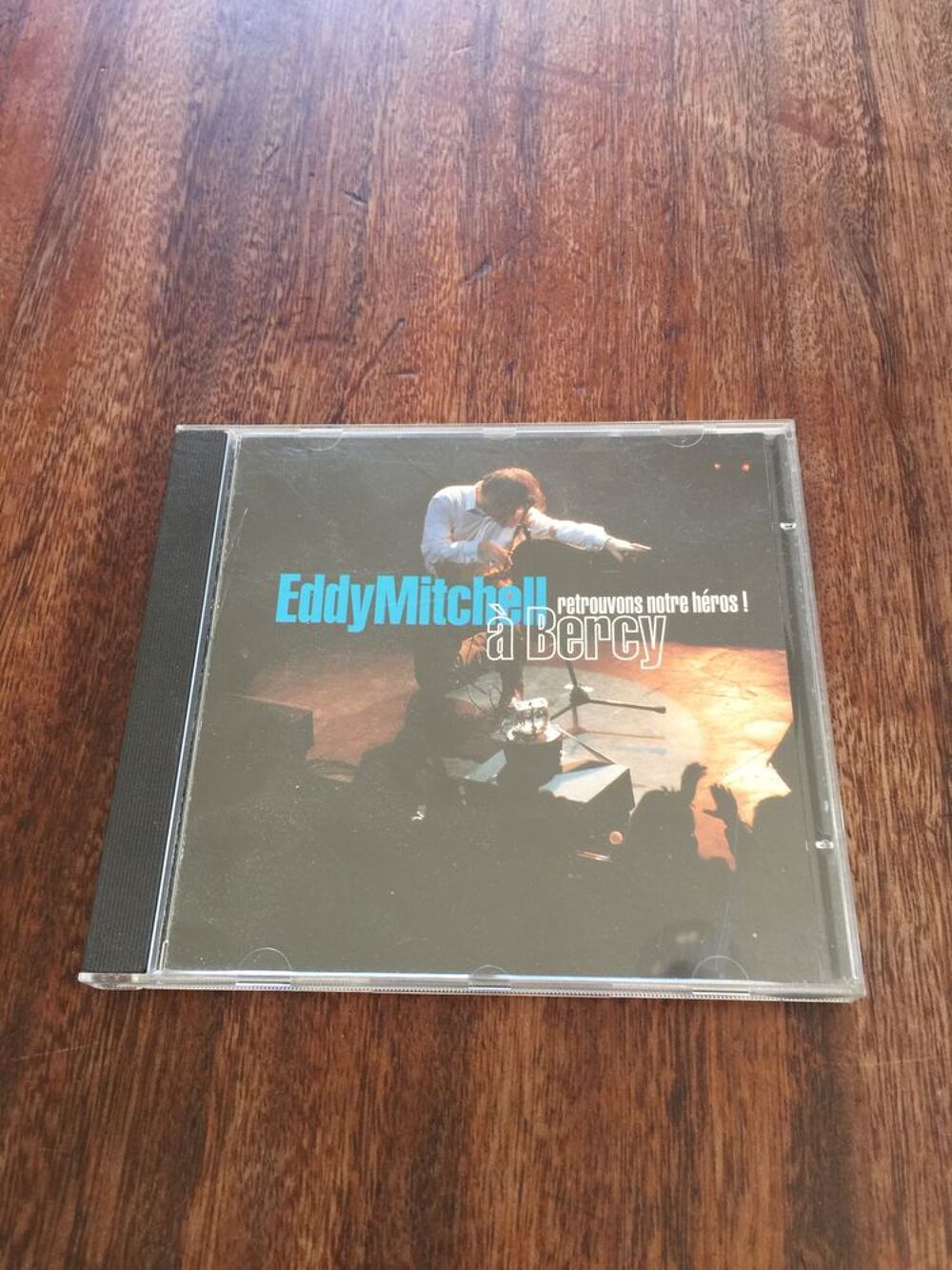CD Eddy Mitchell &agrave; Bercy &quot; Retrouvons notre h&eacute;ros CD et vinyles