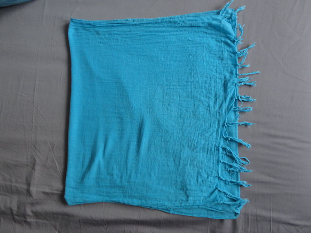 FOULARD bleu uni Vtements