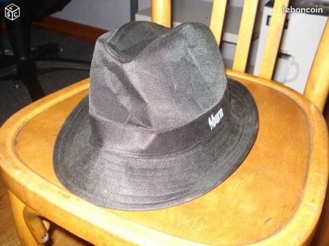 Chapeau noir neuf 0 Mérignies (59)