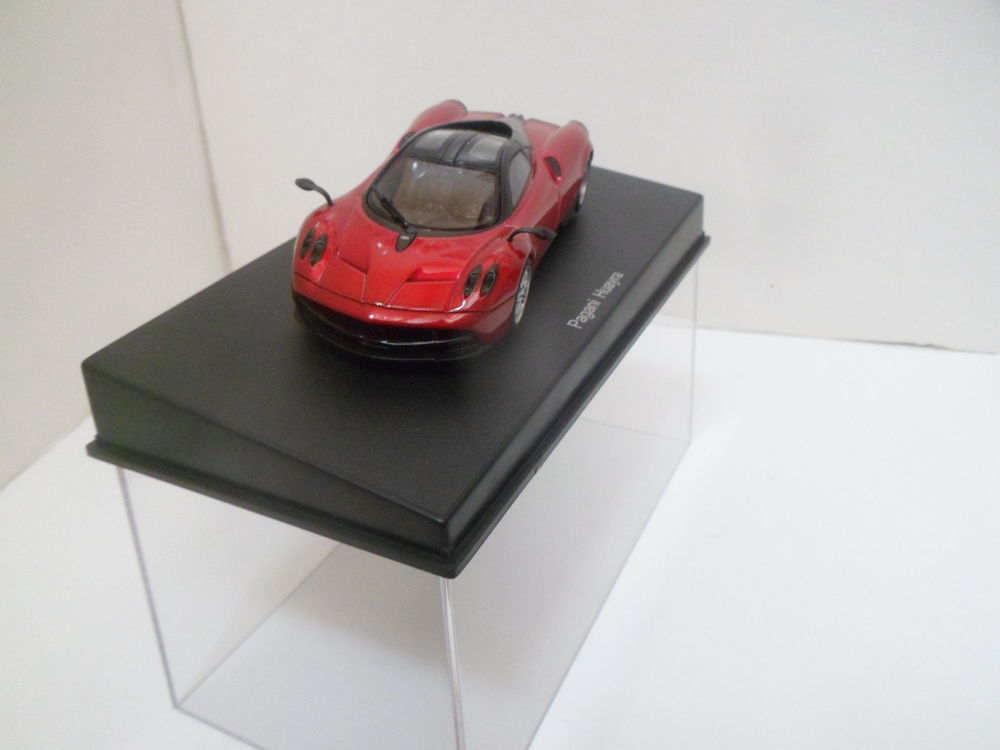 Pagani huayra - autoart 1/43 / voiture miniature collection 