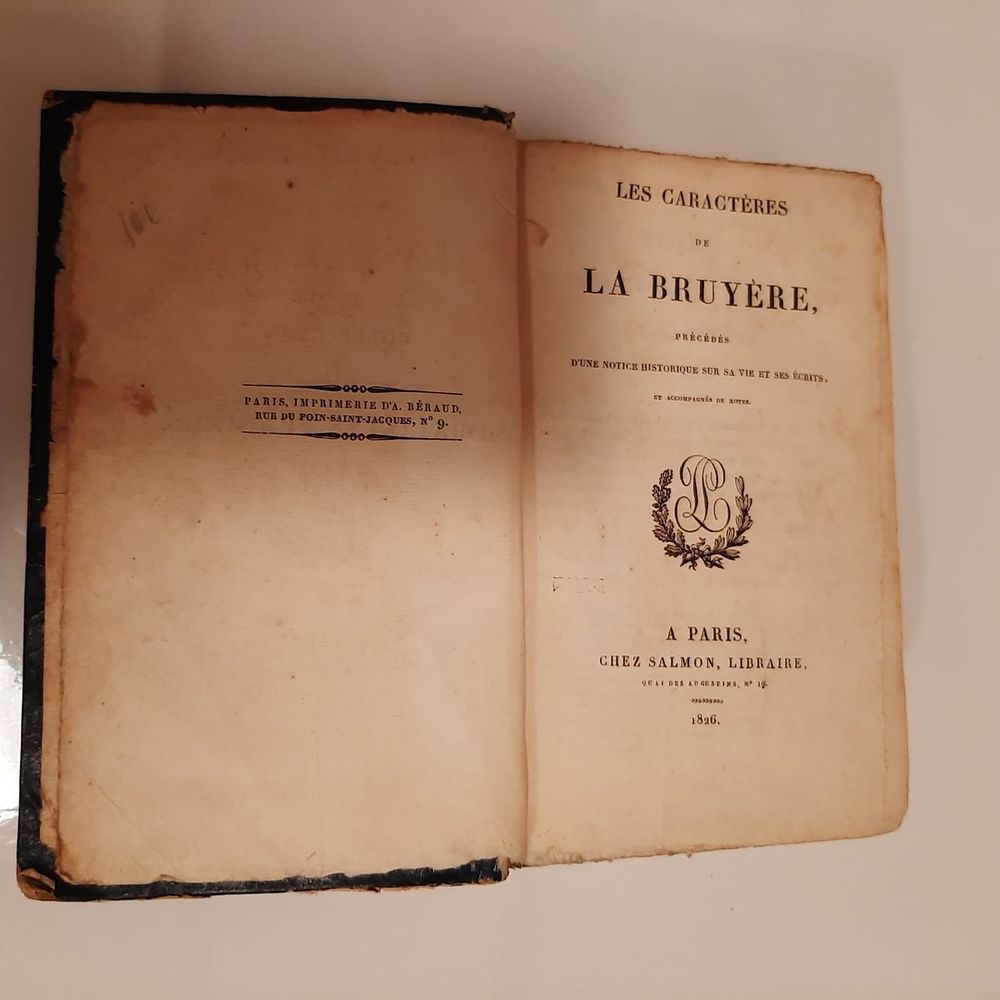 Livres anciens originale rare des istore des France. 