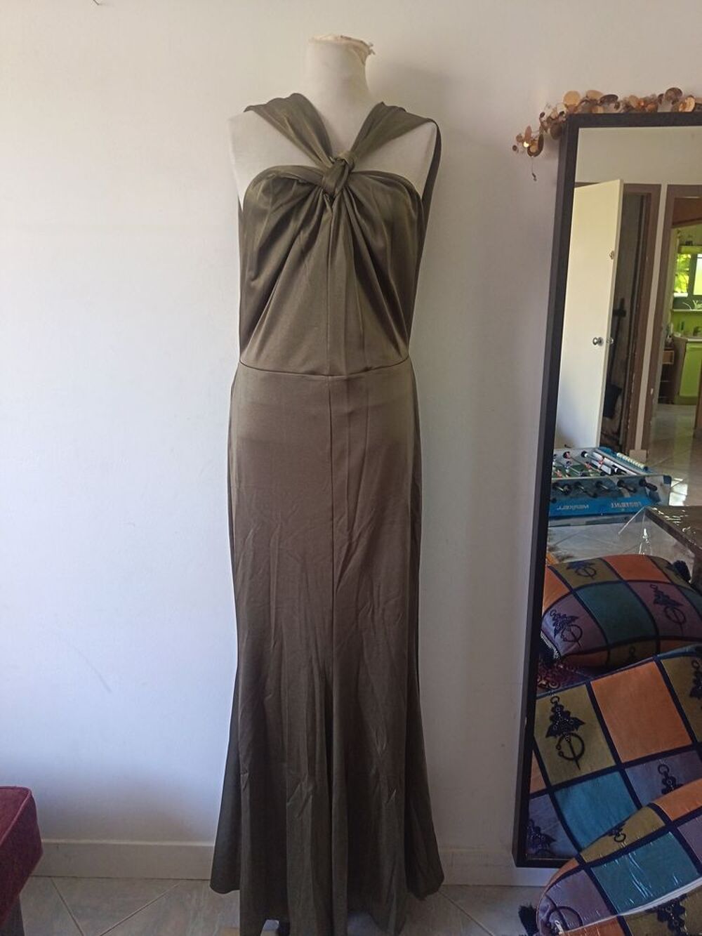 Robe longue &eacute;l&eacute;gante kaki Vêtements