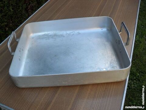 2 GRANDS PLATS A ROTIR 10 Villers-l�s-Nancy (54)