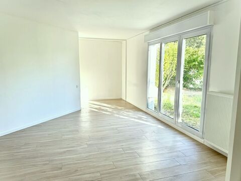   T5, 95m� avec jardin privatif et parking Maison - 3/4 pi�ce(s) - 95 m�