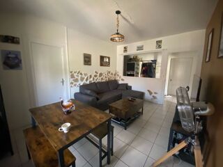  Appartement à louer 3 pièces 55 m²