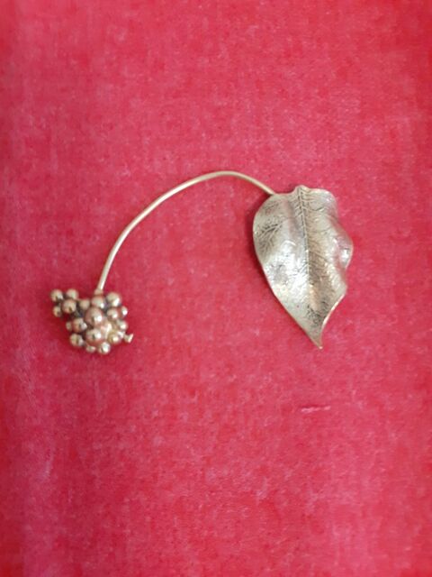 BIJOU D'OREILLE dor� 2 Saint-Etienne (42)