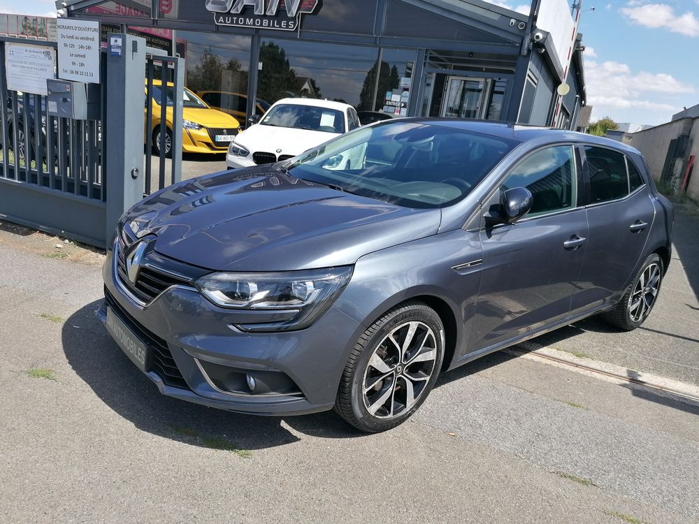 Megane IV M&eacute;gane IV Berline TCe 140 Energy Intens 2018 occasion 28500 Vernouillet