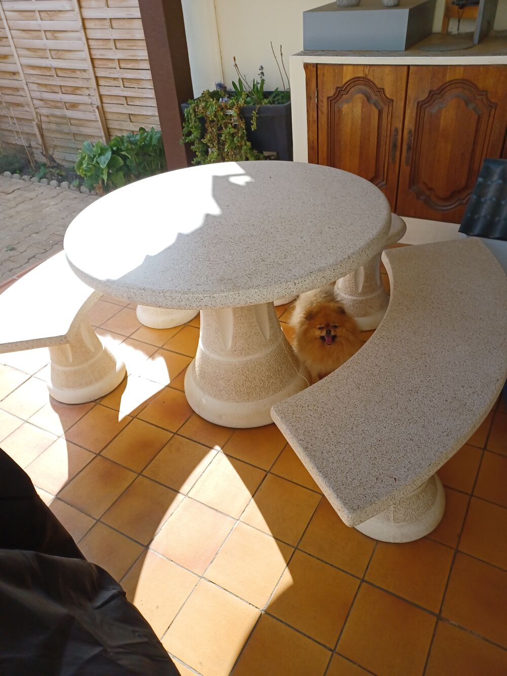 Salon jardin en pierre Jardin
