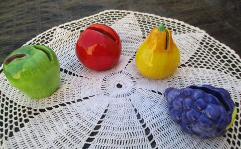 Lot de 4 D�corations de Table en Fa�ence - Neuves 10 La Fert�-Alais (91)