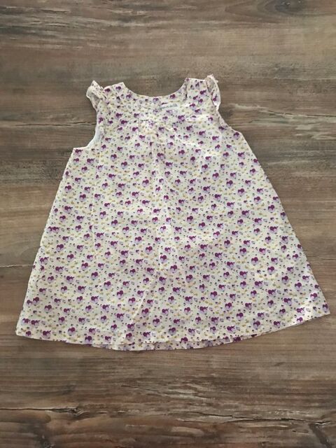 Robe enfant fille   grain de bl�    5 Saleilles (66)