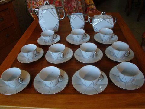 Ancien service � caf� en porcelaine - Epoque Art d�co 250 Gargenville (78)
