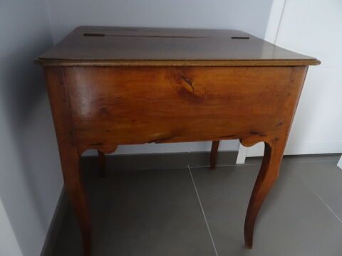 Meuble  RESERVE A PAINS ANTIQUAIRE 18 me  RARE 480 La Baule-Escoublac (44)