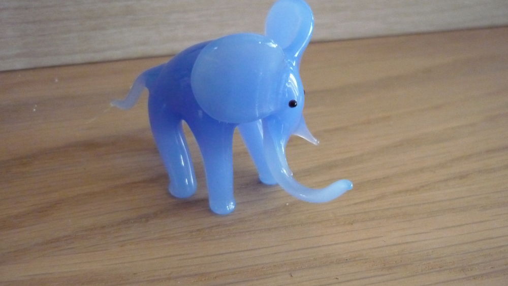 3 Figurines + Cadeaux 