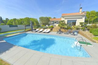  Maison  vendre 9 pices 188 m