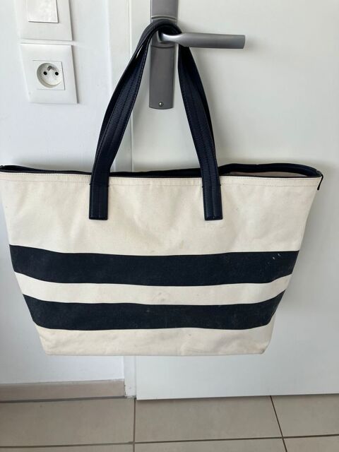 Sac de plage Hugo Boss 30 Angoulême (16)