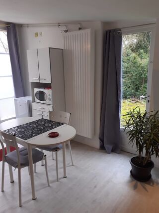 Location Appartement STUDIO MEUBLÉ Beaulieu-lès-loches