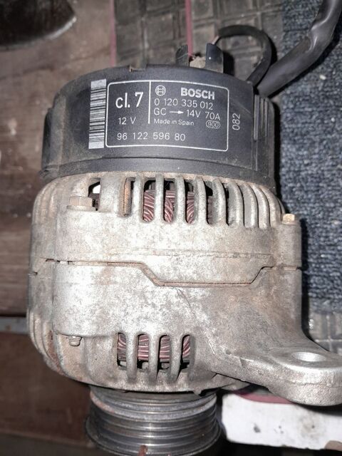 Pièces et équipements Voiture Pièces et équipements Voiture  occasion Leynhac 15600