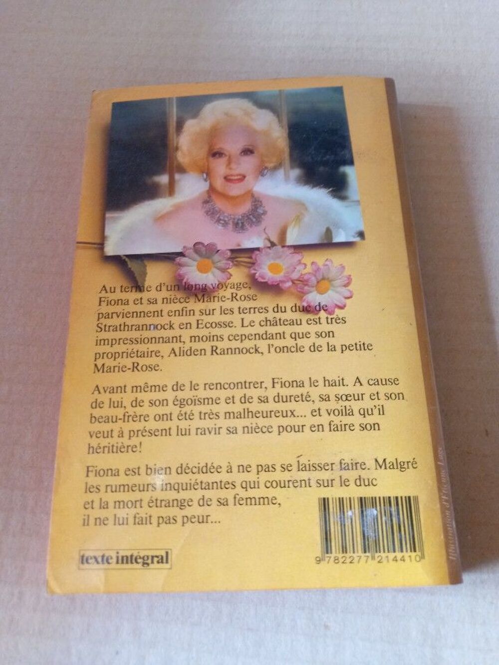 Livre La duchesse disparue Barbara Cartland Livres et BD