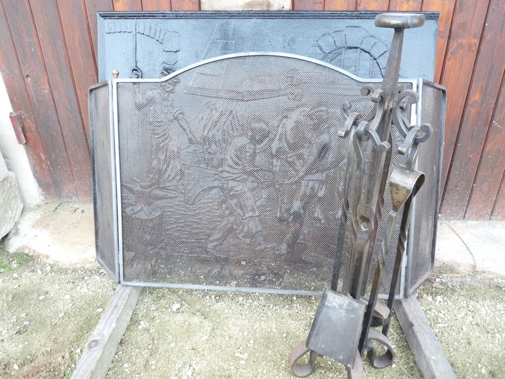 PLAQUE DE CHEMINEE EN FONTE Bricolage