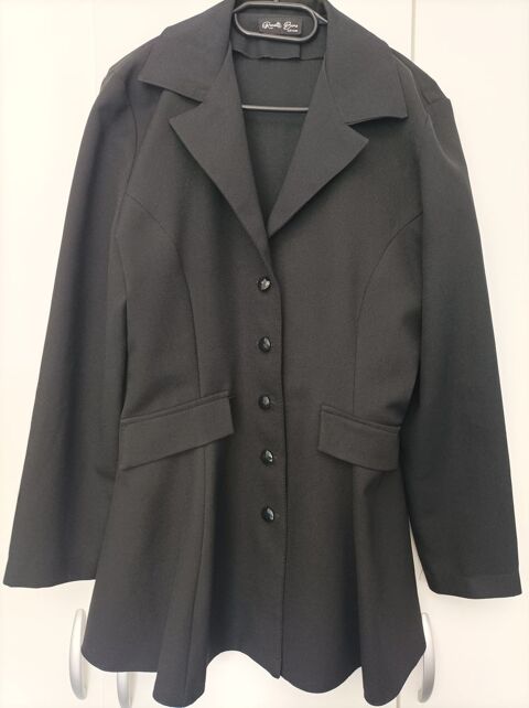 Tailleur jupe 15 Le Sequestre (81)