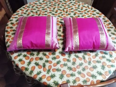 2 coussins neufs style oriental  10 Noyelles-l�s-Vermelles (62)