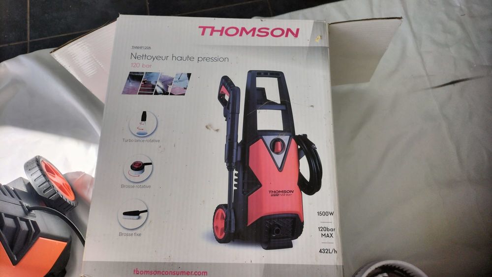 DIVERS ARTICLE POUR BRICOLAGE NEUF ET OCCASION .
Bricolage