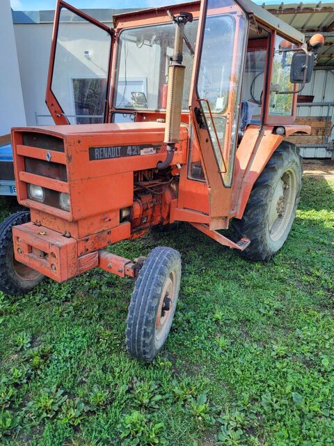 RENAULT Tracteur agricole 1975 occasion Tavaux 39500