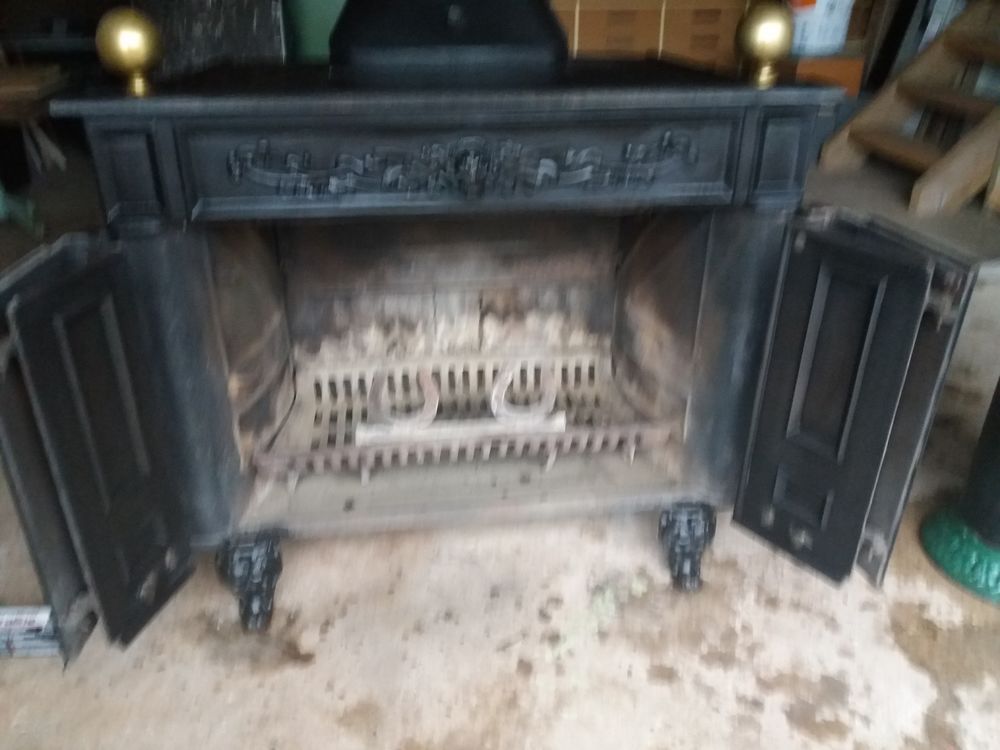 Po&ecirc;le &agrave; bois en fonte ancien Meubles