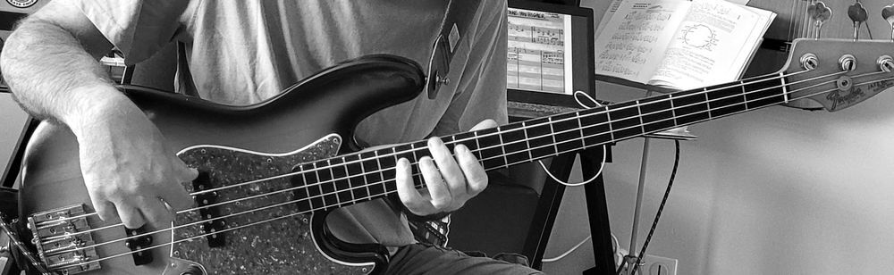   Cours de basse électrique - Chateauvieux Gap Tallard 05 