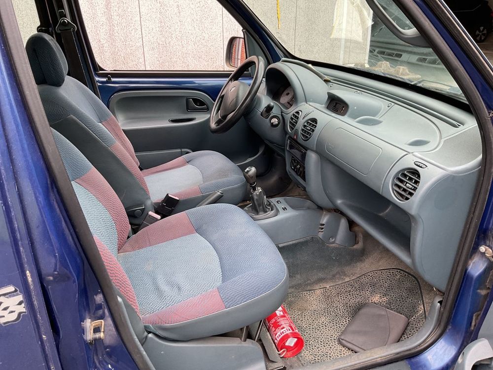 Kangoo Renault 1.4 Free World 2001 occasion 44320 Saint-P&egrave;re-en-Retz