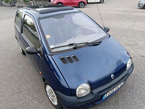 Annonce voiture Renault Twingo 3200 €