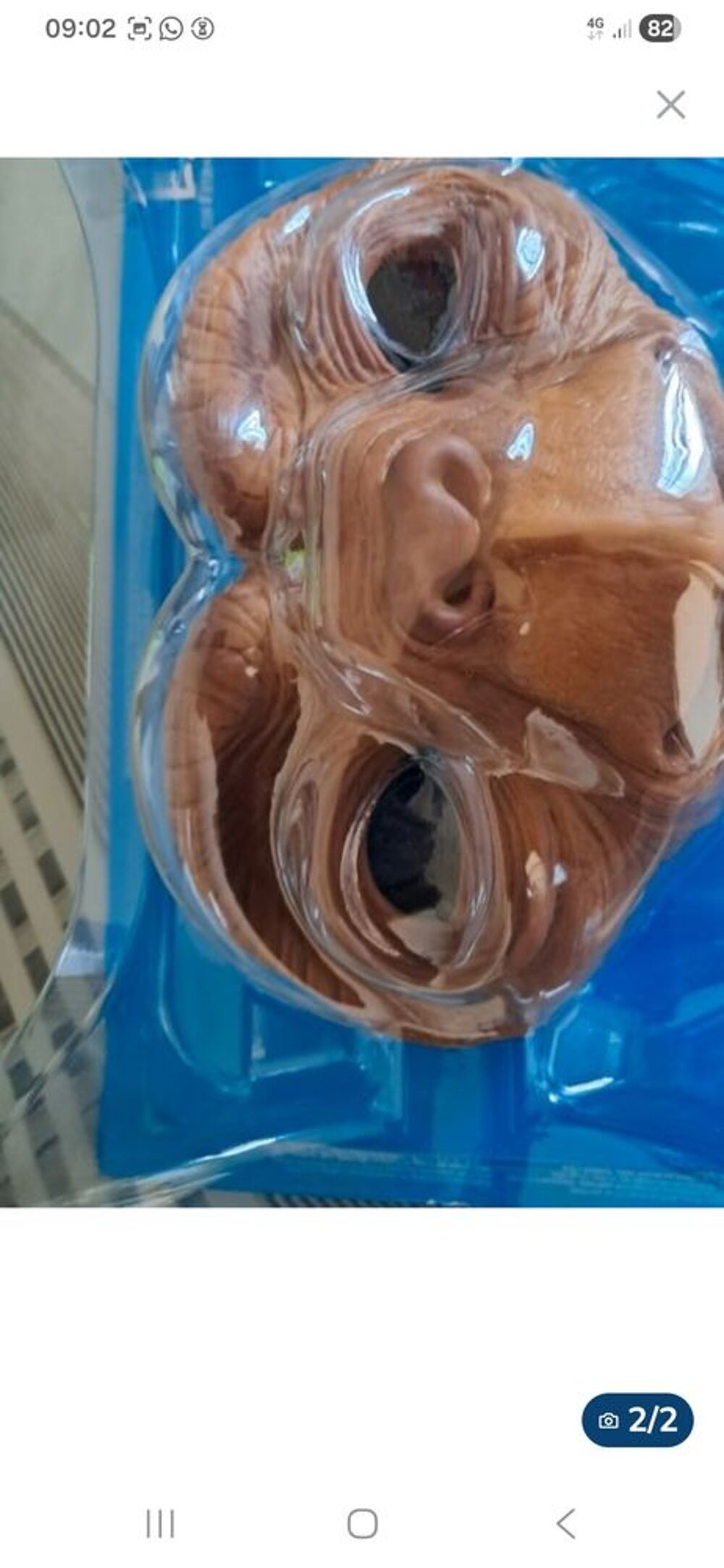 Masque ET en resine 