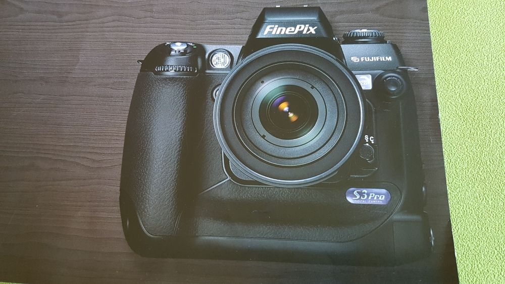 FINE PIX S3 PRO Photos/Video/TV