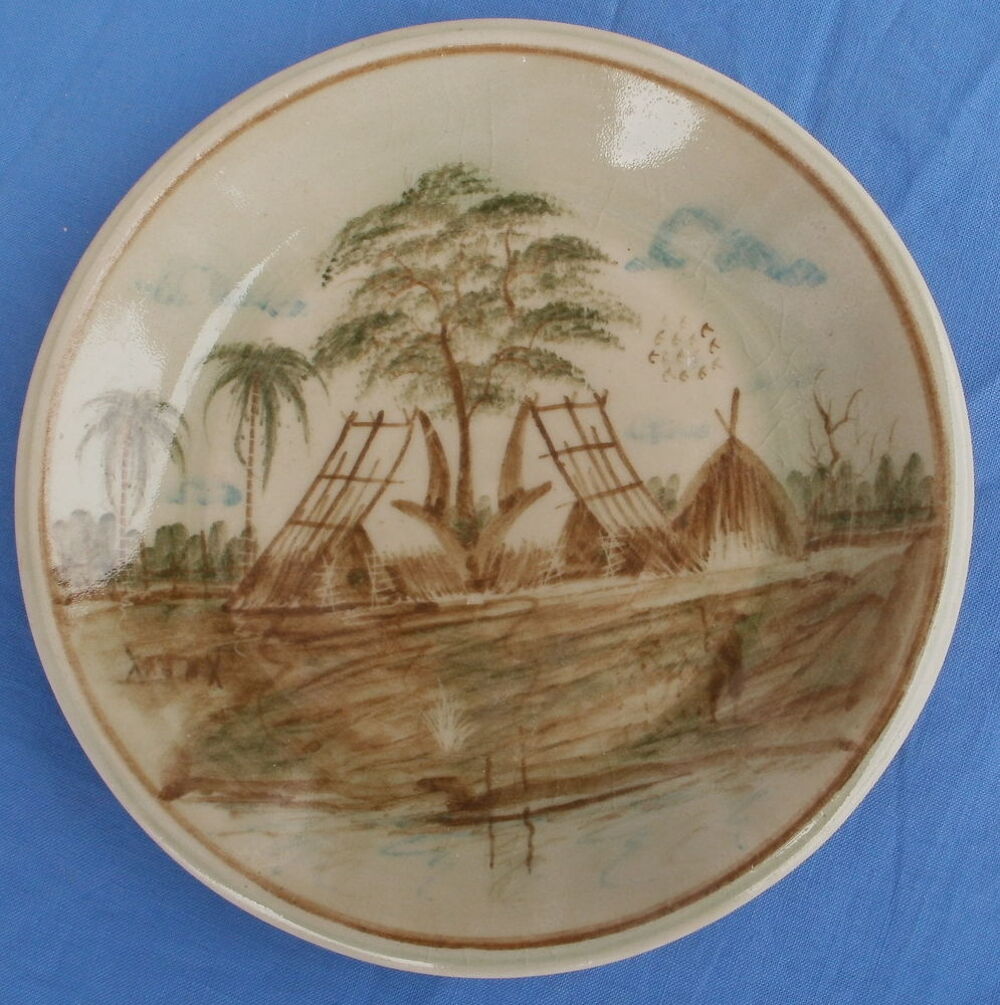 Assiette decorative en porcelaine made in Tha&iuml;lande Décoration
