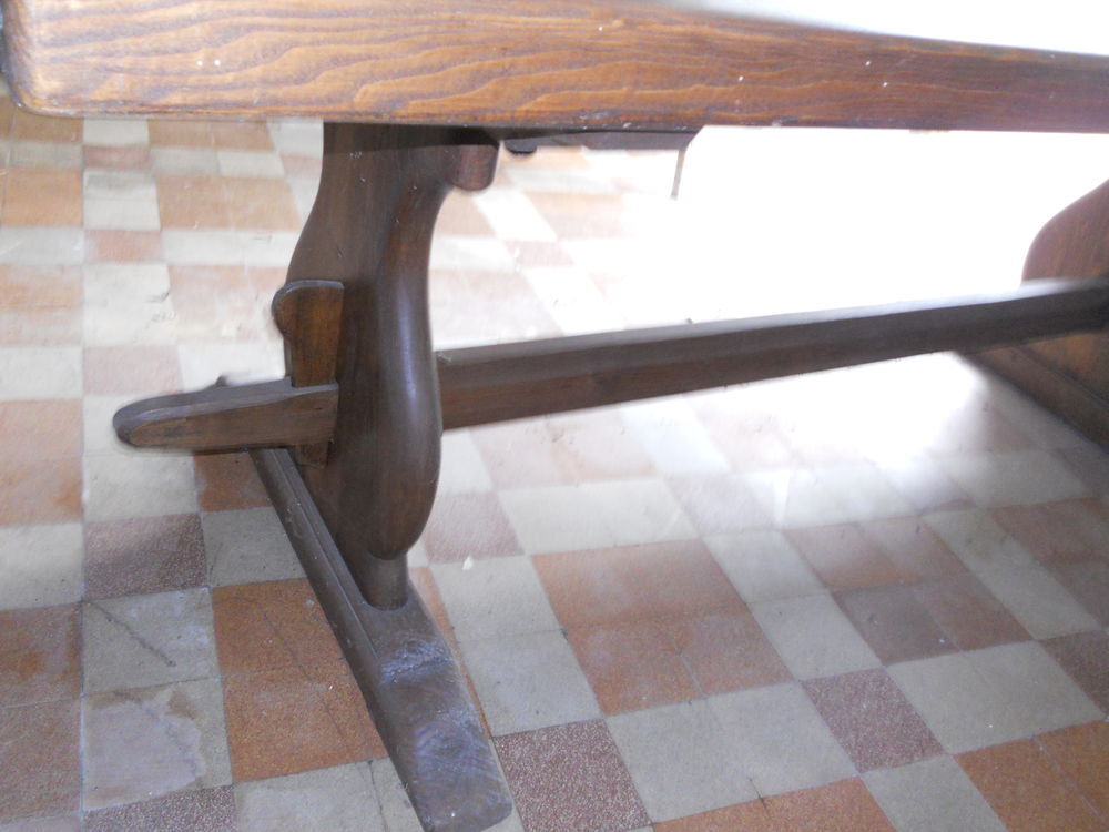 Belle table de ferme en ch&ecirc;ne massif Meubles